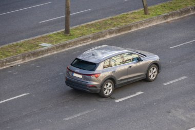 Lizbon, Portekiz, 12 Mart 2024, elektrikli Audi, model Q4 e-tron 82 kWH