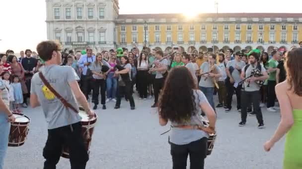 Λισαβόνα Πλατεία Εμπορίου Πορτογαλία Μαρτίου 2024 Για Πρώτη Φορά Δημοτικό — Αρχείο Βίντεο