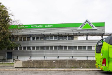 Leroy Merlin mağazasının Lizbon 'daki dış görünüşü