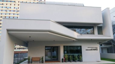 Moscavide e portela bölge konseyi binasının modern mimarisi, portela, loures, Portekiz 'de çağdaş tasarım ve sivil işlevlerin sergilenmesi