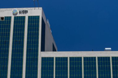 Aicep Yatırım Ajansı 'nın modern binası ve Portekiz' deki dış ticaret mavi gökyüzünün altında