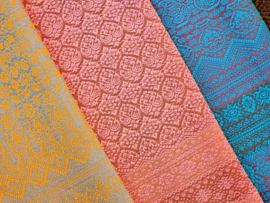 Güzel renkli desenli Batik kumaşı Tayland 'da yerel halktan bir el işi..