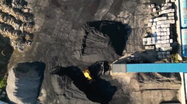 Endüstriyel bölge ve teknolojiye havadan bakış, Avrupa. Yukarıdan Avrupa endüstrisi.