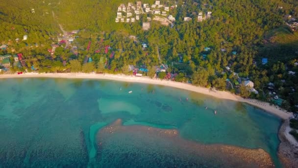 Aerial Drone Push Forward Shot Salad Beach Koh Phangan Thailand — 비디오