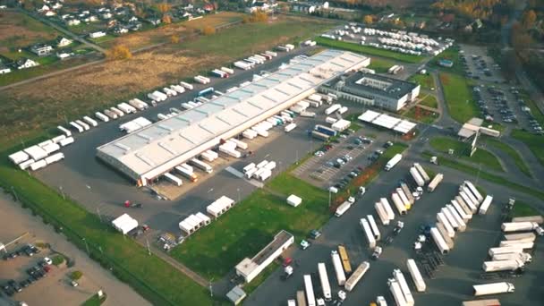 Warehouses Huge Logistics Center Highway View Large Number Cargo Trailers — Vídeo de stock
