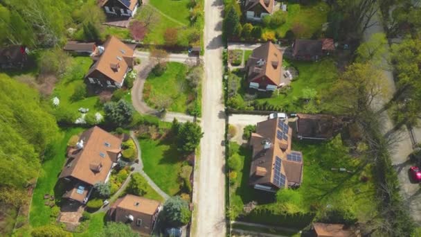 Luftaufnahme Des Dorfes Häuser Wohndrohne Über View Summer Blue Sky — Stockvideo