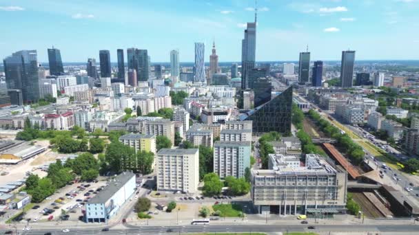 Panorama Lotnicza Warszawy Polski Nad Wisłą Centrum Miasta Oddali Miejskie — Wideo stockowe