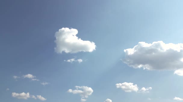 Zomer Blauwe Lucht Wolk Gradiënt Licht Witte Achtergrond Schoonheid Helder — Stockvideo