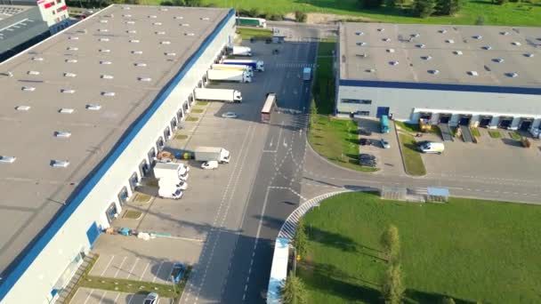 Aerial View Goods Warehouse Logistics Center Delivery Industrial City Zone — Vídeo de stock