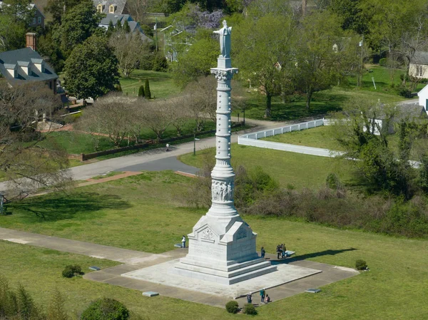 Luftaufnahme Des Revolutionären Kriegsschauplatzes Yorktown Mit Erdwällen Belagerungspositionen Schlachtfeld Denkmal — Stockfoto