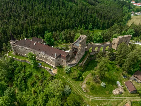 stock image Aerial view of Velhartice castle in Bohemia with two Gothic palaces connected by a unique stone bridge