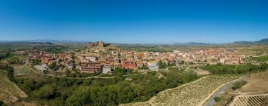 San Vicente de la Sonsierra, Rioja, San Vicente de la Sonsierra, Homage kulesi, kale, bazilika de Nuestra senora de los remedios