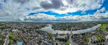 İrlanda Limerick 'in hava görüntüsü