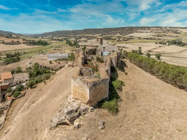 stock image Aerial view of Huerta de la Obispalia in La Mancha Spain, hilltop medieval fortification with pentagonal bastion gun platforms at both ends