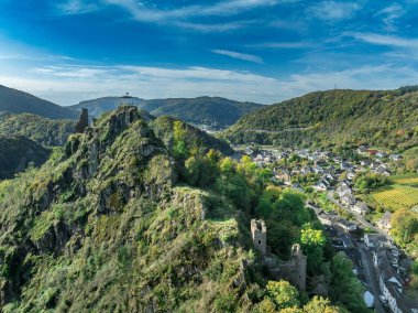 Aerial view of Are castle in Altenahr Germany, medieval hilltop ruined fortress with walls and towers above the river clipart