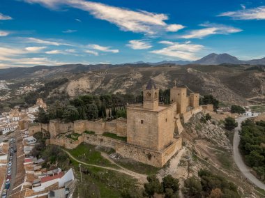 Antequera Mağribi kalesinin dikdörtgen kalesi, Endülüs İspanya şehir duvarları