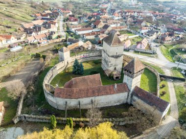 Calnic Kelnek 'in Aşılmaz Duvarları: Transilvanya' da bir İnanç ve Güç Kalesi olan Ortaçağ Korumalı Kilisesinin Savunma Becerisinin Açılışı
