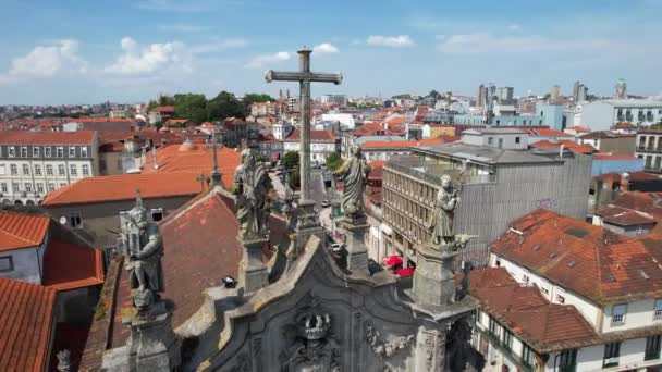 Vista Aérea Las Estatuas Cruz Sobre Iglesia Igreja Carmo Dos — Vídeo de stock