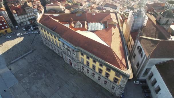 Luftaufnahme Eines Alten Gefängnisses Der Altstadt Von Porto Bei Sonnigem — Stockvideo