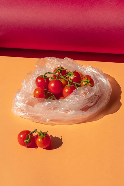 Les Tomates Cerises Dans Sac Plastique Transparent Petites Tomates Rouges — Photo