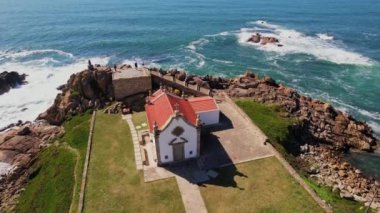 Capela da Boa Nova, Porto Bölgesi 'nin Matosinhos belediyesinin Leca da Palmeira ilçesinde yer alan bir şehirdir..