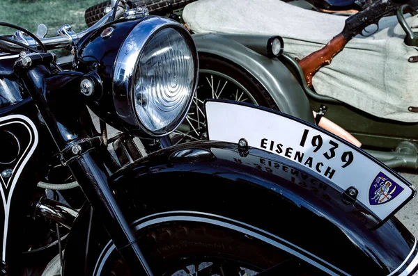 Starý Tricar Tříkolový Šedý Motocykl Sajdkárou Německých Sil Druhé Světové — Stock fotografie
