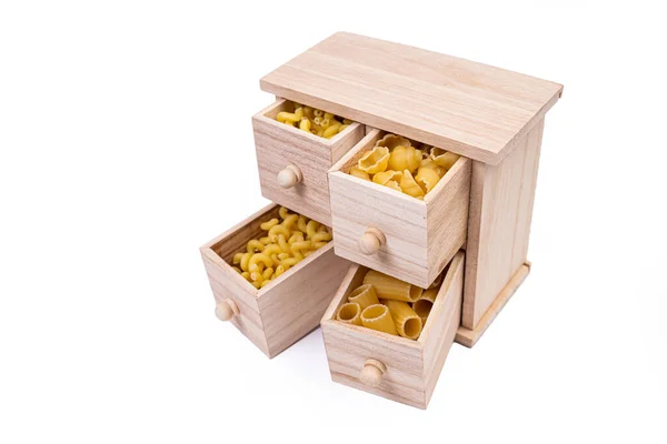 Různé Druhy Italských Nevařených Těstovin Dřevěné Krabici Celozrnné Těstoviny Těstoviny — Stock fotografie