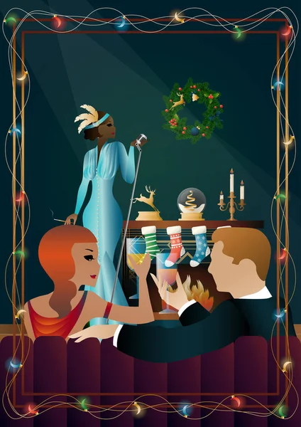 Şöminenin önünde mikrofonu olan eski moda elbiseli bir kadın. Şarkıcının yeni yıl tatilindeki performansı. Tatil kavramı, kış tatili, yeni yıl, Noel