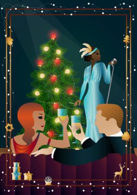 Yılbaşı ağacında antika elbiseli ve mikrofonlu güzel bir genç kadın. Şarkıcının yeni yıl tatilindeki performansı. Tatil kavramı, kış tatili, yeni yıl, Noel