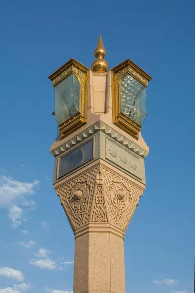 Paraguas Eléctrico Mezquita Nabvi Madeena — Foto de Stock