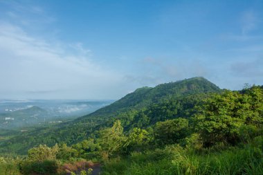 Kodikuthi mala, Hindistan 'ın Kerala bölgesinin Malappuram bölgesinde yer alan bir tepe istasyonudur..