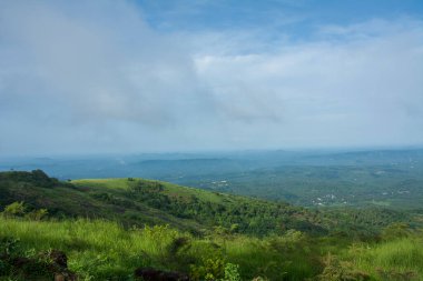 Kodikuthi mala, Hindistan 'ın Kerala bölgesinin Malappuram bölgesinde yer alan bir tepe istasyonudur..