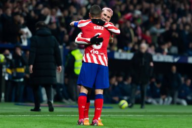 Madrid, İspanya - 4 Mart 2023: Madrid 'de Atletico de Madrid ile Sevilla FC arasında oynanan lig maçı. Atletico Madrid 'in zaferi. Futbolcular.