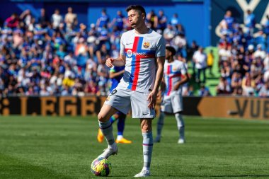 Madrid, İspanya - 16 Nisan 2023: FC Barcelona ve Getafe C.F. arasında futbol maçı Profesyonel futbol. Temas sporu. İspanyol ligi şampiyonu. Barselona oyuncuları.