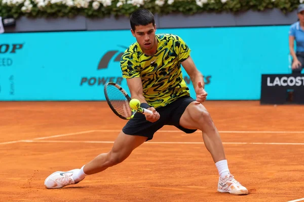 stock image Madrid, Spain- April 28.2023: Tennis match at the Mutua Madrid Open between Carlos Alcaraz and Emil Ruusuvuori with the victory of the Spanish. ATP match. Number 2 in the ATP ranking.