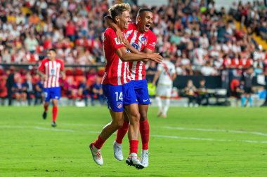Madrid, İspanya - 28 Ağustos 2023: Madrid 'de oynanan Rayo Vallecano ve Atletico de Madrid ligi maçı. Ligin üçüncü günü. Futbol maçı. İspanyol futbolcular.