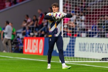 Madrid, İspanya - 24 Eylül 2023: Atletico de Madrid ile Real Madrid arasındaki lig maçı. Top Kepa Arrizabalaga 'da. Futbolcular.