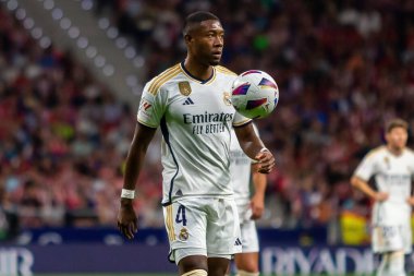Madrid, İspanya - 24 Eylül 2023: Atletico de Madrid ile Real Madrid arasındaki lig maçı. Maç sırasında Real Madrid oyuncuları. Futbolcular