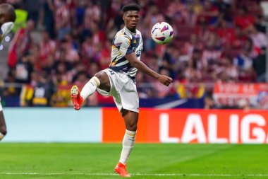 Madrid, İspanya - 24 Eylül 2023: Atletico de Madrid ile Real Madrid arasındaki lig maçı. Maç sırasında Real Madrid oyuncuları. Futbolcular