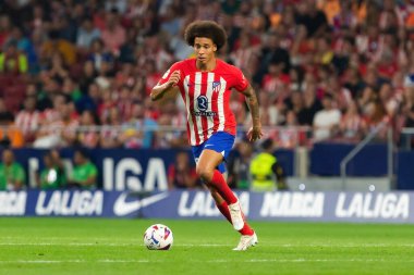 Madrid, İspanya - 1 Ekim 2023: Atletico de Madrid ile Cadiz arasındaki futbol ligi maçı Madrid 'de oynandı. Atletico de Madrid oyuncuları.