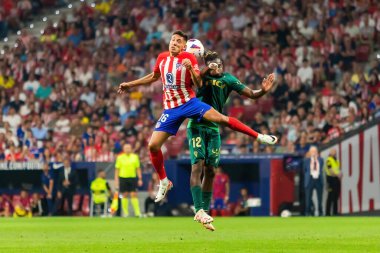 Madrid, İspanya - 1 Ekim 2023: Atletico de Madrid ile Cadiz arasındaki futbol ligi maçı Madrid 'de oynandı. Atletico de Madrid oyuncuları.