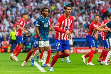 Madrid, İspanya - 4 Ekim 2023: Atletico de Madrid ile Feyenoord arasında oynanan Şampiyonlar Ligi maçı Madrid takımının zaferiyle sonuçlandı. Feyenoord oyuncuları.
