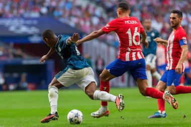 Madrid, İspanya - 4 Ekim 2023: Atletico de Madrid ile Feyenoord arasında oynanan Şampiyonlar Ligi maçı Madrid takımının zaferiyle sonuçlandı. Feyenoord oyuncuları.