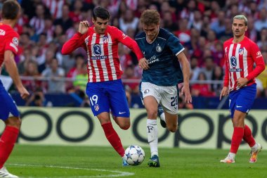Madrid, İspanya - 4 Ekim 2023: Atletico de Madrid ile Feyenoord arasında oynanan Şampiyonlar Ligi maçı Madrid takımının zaferiyle sonuçlandı. Feyenoord oyuncuları.