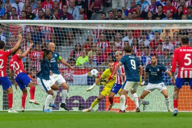 Madrid, İspanya - 4 Ekim 2023: Atletico de Madrid ile Feyenoord arasında oynanan Şampiyonlar Ligi maçı Madrid takımının zaferiyle sonuçlandı. Feyenoord oyuncuları.