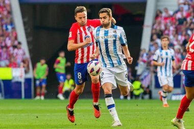 Madrid, İspanya - 8 Ekim 2023: Atletico de Madrid ile Real Sociedad arasındaki lig maçı Madrid Metropolitano 'da oynandı. - Evet. Profesyonel futbolcular.
