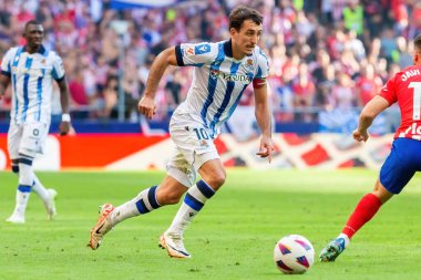 Madrid, İspanya - 8 Ekim 2023: Atletico de Madrid ile Real Sociedad arasındaki lig maçı Madrid Metropolitano 'da oynandı. - Evet. Profesyonel futbolcular.