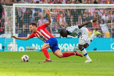 Madrid, İspanya - 8 Ekim 2023: Atletico de Madrid ile Real Sociedad arasındaki lig maçı Madrid Metropolitano 'da oynandı. - Evet. Profesyonel futbolcular.