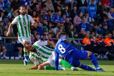 Madrid, İspanya - 21 Ekim 2023: Getafe F.C ile Betis arasındaki lig maçı Madrid 'de oynandı. Futbolcular. Topla Borja Iglesias.