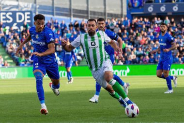 Madrid, İspanya - 21 Ekim 2023: Getafe F.C ile Betis arasındaki lig maçı Madrid 'de oynandı. Futbolcular. Topla Borja Iglesias.
